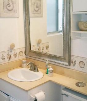 West Newport Apartamento | 25 Steps to the Beach