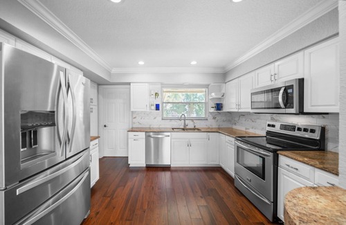 Garden Isles Casa | 250 Managed By Brampton Park