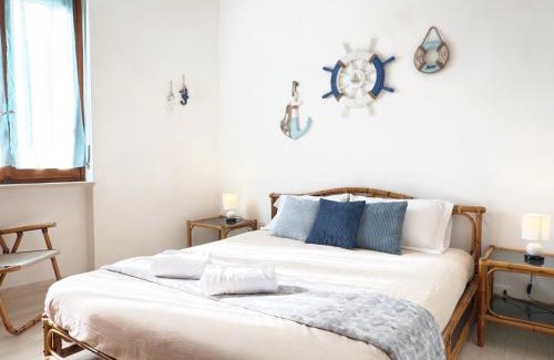 Spotorno Apartamento | 250 mt dal mare - Appartamento appena Ammodernato