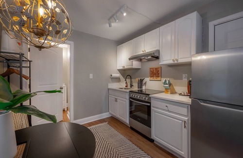 Egypt Lake-Leto Apartamento | 2501 W North B St, Unit 8