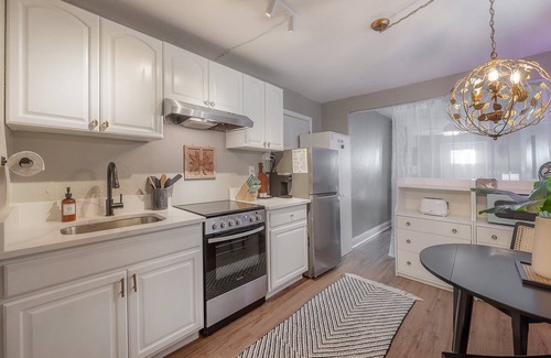 Egypt Lake-Leto Apartamento | 2501 W North B St, Unit 8