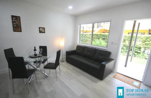 Flagami Apartamento | 251 Airport/Top House Apartments