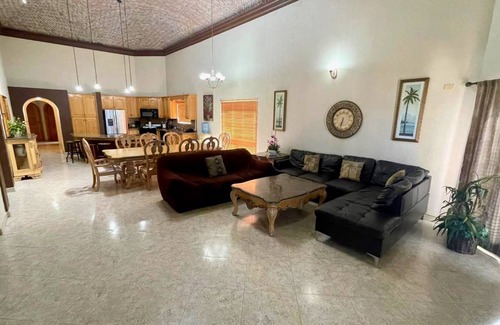 Sandy Beach Villa | 251 m² Villa ∙ 4 habitaciones ∙ 12 huéspedes