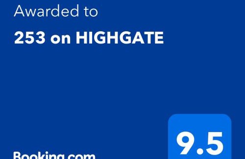 Roslyn Apartamento | 253 on HIGHGATE