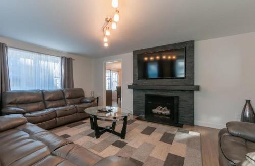 Centerville Casa | 256 Phinneys Lane Centerville - Cape Cod