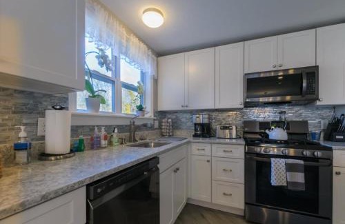 Centerville Casa | 256 Phinneys Lane Centerville - Cape Cod