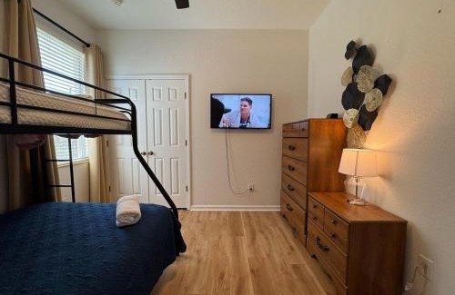 Trafalgar Village Villa | 2632 Pristine 5Bedroom At Resort