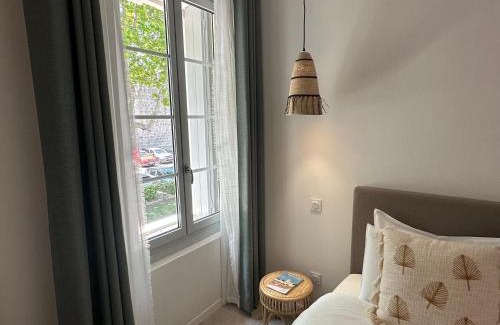 Aigues-Mortes Cama Y Desayuno | 27 côté remparts