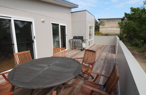 Sandy Point Casa | 27 Ennisvale Ave Sandy Point