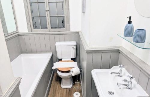 York Casa | 27 George Street