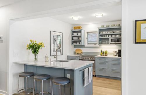 West Beach Casa | 27 Inlet Cove Cottage by Akers Ellis Rentals