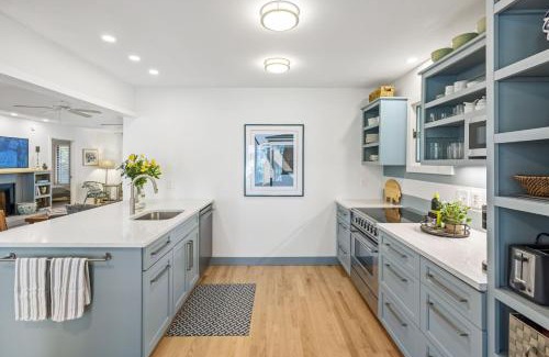 West Beach Casa | 27 Inlet Cove Cottage by Akers Ellis Rentals