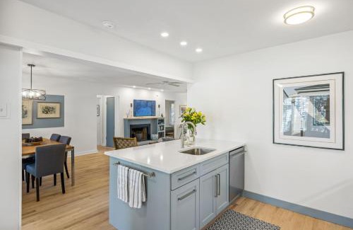 West Beach Casa | 27 Inlet Cove Cottage by Akers Ellis Rentals