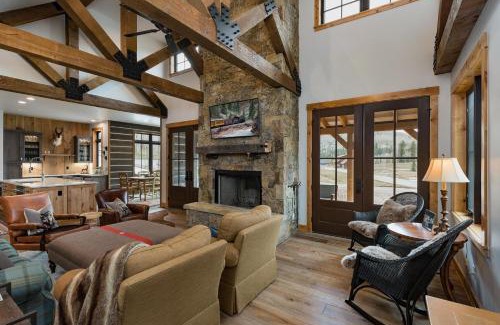 Purgatory Casa | 27 Meadowview Circle