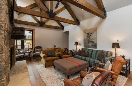 Purgatory Casa | 27 Meadowview Circle