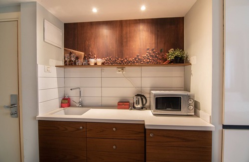 Tel Aviv Hotel | 27 Montefiore TLV