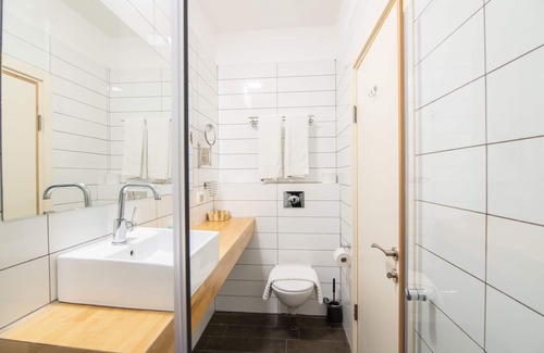 Tel Aviv Hotel | 27 Montefiore TLV