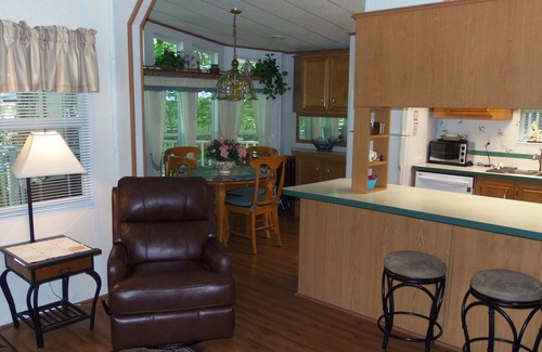 South Casco Cabaña | 27 Purple Rd, 2 Bdrm-2 baños completos / Great Loc / Agrega facilidad, comodidad, comodidad