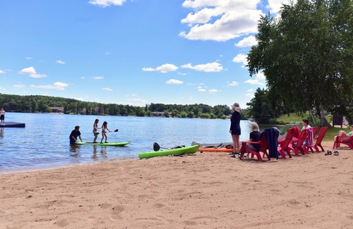 Lake Delton Apartamento | #27 Stunning views of this upper lakeside studio on Lake Delton