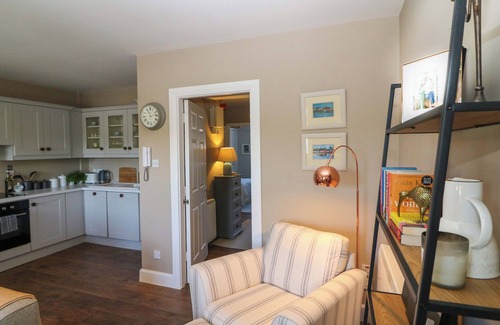 Clonakilty Cabaña | 28 LONG QUAY, family friendly in Clonakilty, County Cork