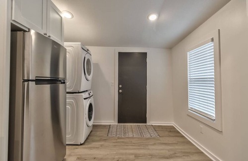 Southmoreland Casa | 28) Perfect for Companies!