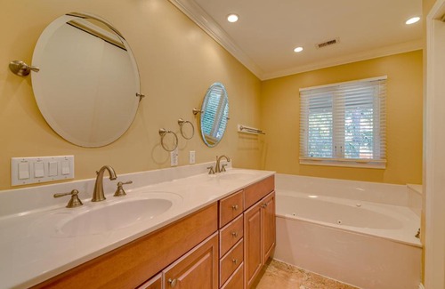 Sea Pines Casa | 28 Surf Scoter 2nd Row Steps from the Beach Renovated