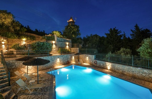Vlachopoulatika Villa | 280 m² Villa ∙ 4 habitaciones ∙ 9 huéspedes