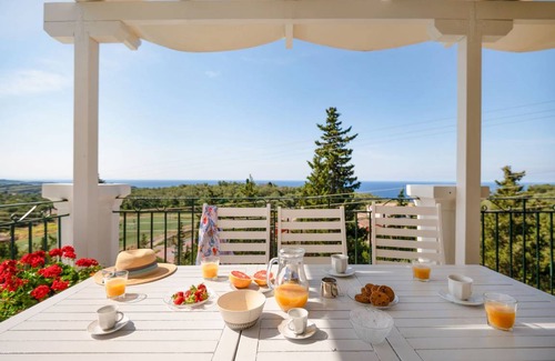 Vlachopoulatika Villa | 280 m² Villa ∙ 4 habitaciones ∙ 9 huéspedes