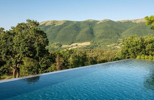 Antognola Villa | 280 m² Villa ∙ 4 habitaciones ∙ 8 huéspedes