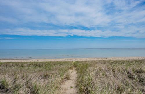 Sagamore Beach Casa | 283 Phillips Road Sagamore Beach - Cape Cod