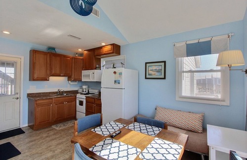 Hatteras Condominio | 29 Cabana Anna Studio Bedroom Condo by RedAwning