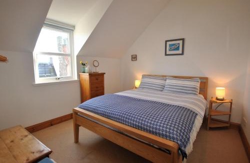 St Monans Casa | 2a Rose St- cosy coastal cottage Fife