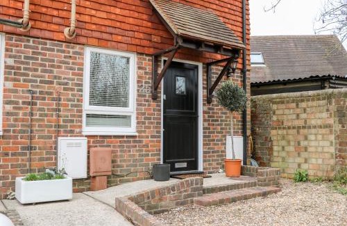 Langstone Casa | 2A The Mews