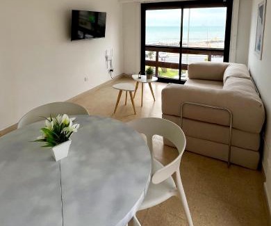Zona de La Perla Apartamento | 2amb con vistas al mar