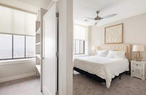 Downtown Baltimore Apartamento | 2B 2BA Distinguished Apartment Rooftop Pool & Gym