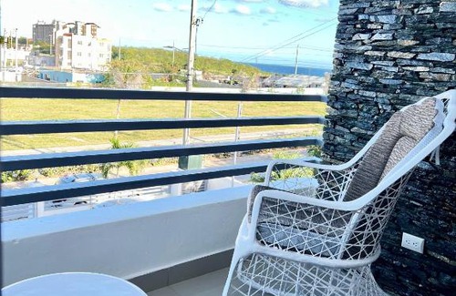 Residencial ROMANA Apartamento | 2B, close to the beach, close to the Romana AirPort, close to Altos de Chavon, at the city.