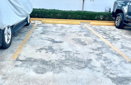 Residencial ROMANA Apartamento | 2B, close to the beach, close to the Romana AirPort, close to Altos de Chavon, at the city.