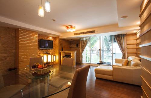 Khlong Toei Nuea Casa | 2B-Short-term rental allowed-2BRs Downtown Bangkok