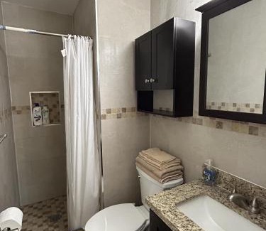 Queens Apartamento | 2B2B unit next to Bayside LIRR