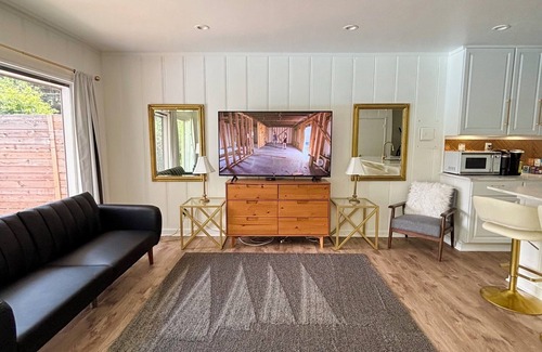 Central Oklahoma City Casa | 2BR/2BA WITH A POOL