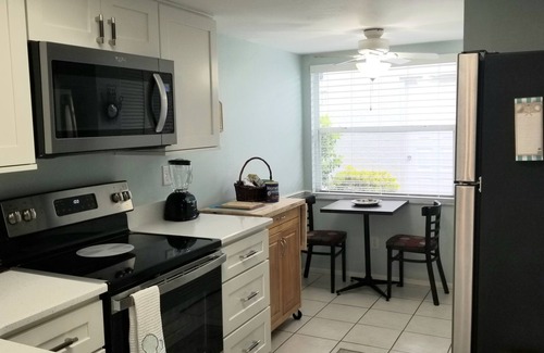 New Port Richey Condominio | Private and Cozy villa in gated Golf community.