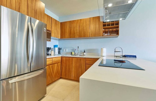 Cabo Bello Condominio | 2BD/2BA NEW Condo ~ Great View ~ Close to Downtown