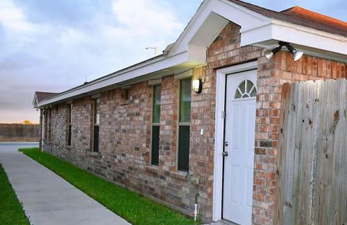 Edinburg Apartamento | 2BD 2BT Apt near University
