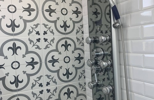 Liberty City Apartamento | 2BD Adorable Apt mins fromWynwood, Design District, & Beaches!