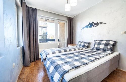 Kvartal Noviya Grad Apartamento | 2BD App in Bojurland FREE Pool SPA Parking and Skishuttle