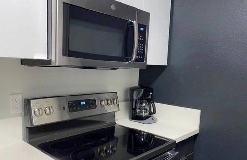 City West Apartamento | 2bd Modern Unit high floor