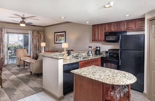 Pennington Bend Complejo | 2BD/Nashville - Pool, Gym, Kitchen, Jet Tub, WiFi!