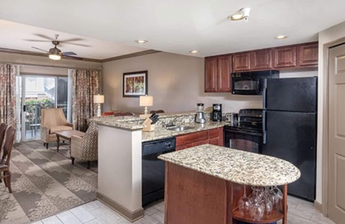 Pennington Bend Complejo | 2BD/Nashville - Pool, Gym, Kitchen, Jet Tub, WiFi!
