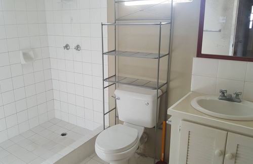 Welches Apartamento | 2bd room, 2 blocks from beach