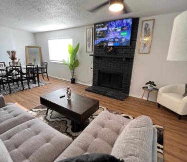 Northwest Dallas Apartamento | 2BD STATE FAIR l DT Dallas l FIFA READY l 5 Min from Love Field
